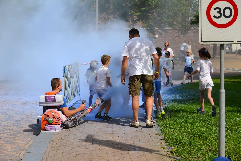 ../Images/Color fun run 2015 028.jpg